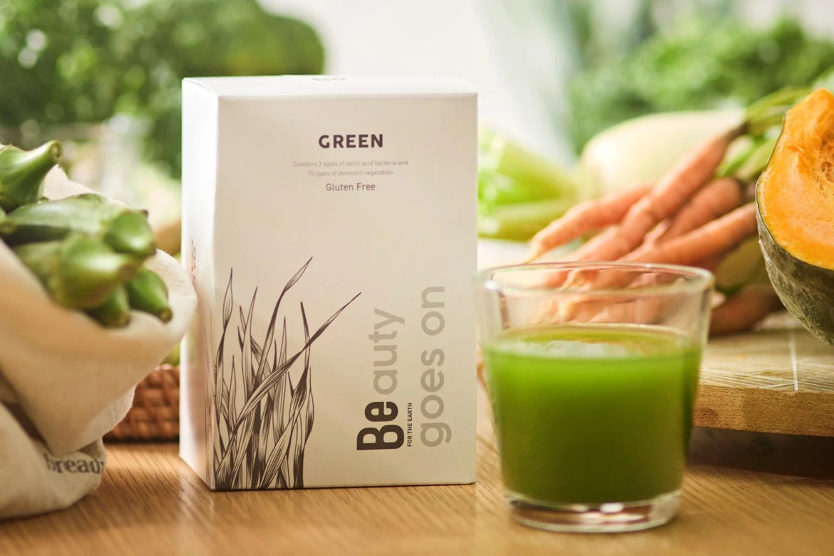 15種の国産野菜と3種の善玉菌を
気軽に、おいしく。
自然丸ごとのグリーンスムージー